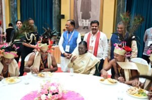 राष्ट्रपति भवन में बस्तर के लोकनृत्य से सजी ऐतिहासिक शाम