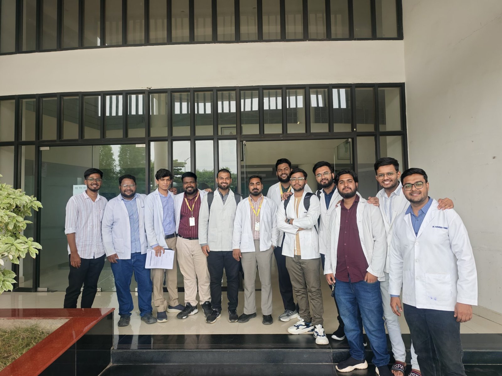 इंटर्न्स की समस्याओं पर बैठक, स्टाइपेंड बढ़ाने की मांग पर मिला आश्वासन