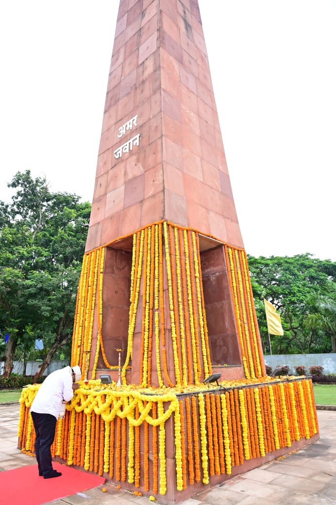 जवानों के शौर्य ने बस्तर में लोकतंत्र और विकास का नया इतिहास रचा