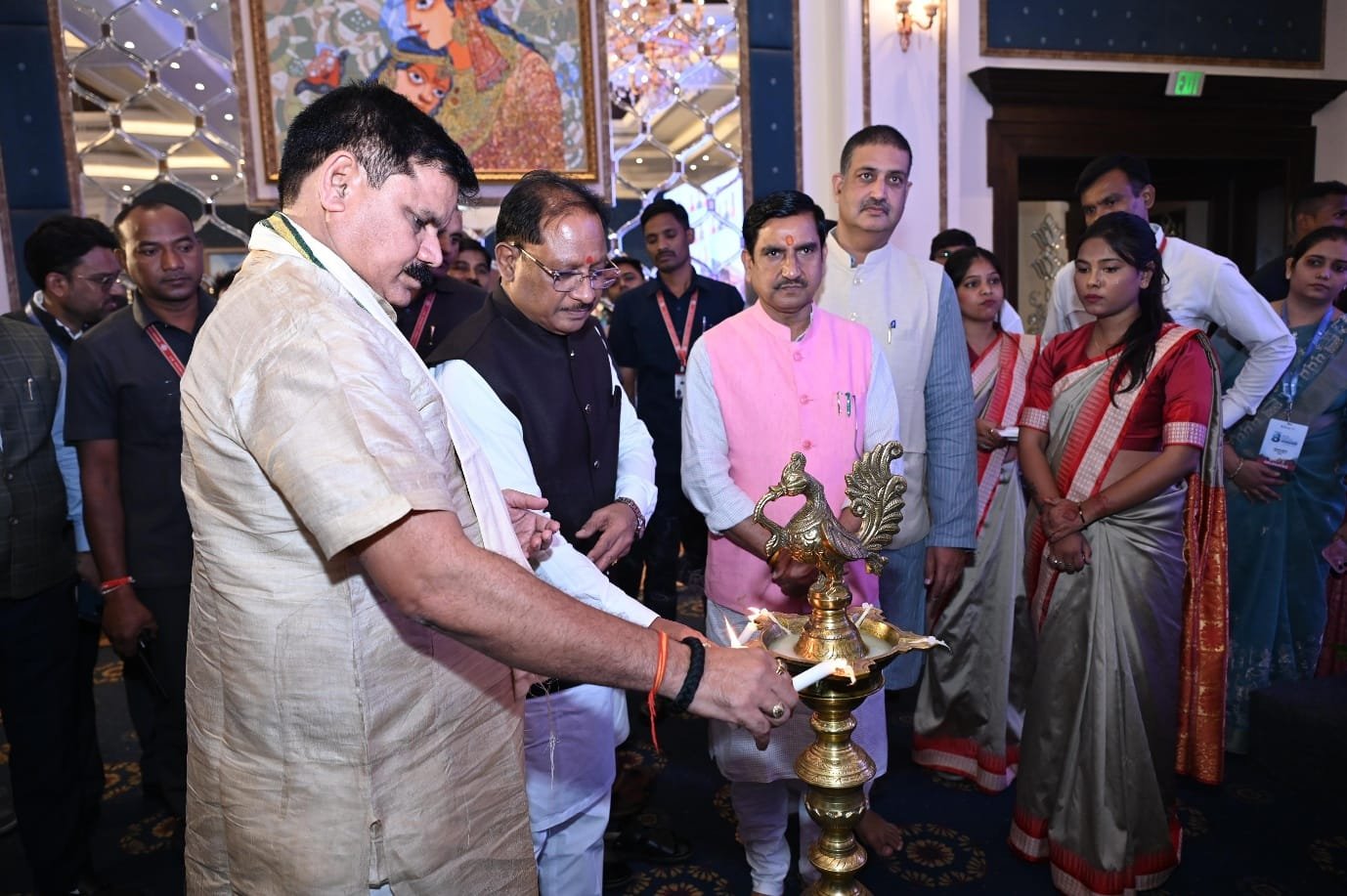 मुख्यमंत्री विष्णु देव साय ने खनिज विकास के प्रति राज्य की प्रतिबद्धता पर दिया जोर