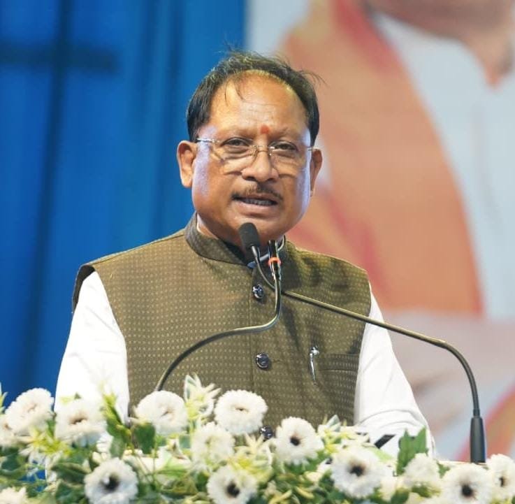 बहतराई स्टेडियम में गूंजा तीजा तिहार, बहनों संग मुख्यमंत्री साय ने बांटी खुशियां