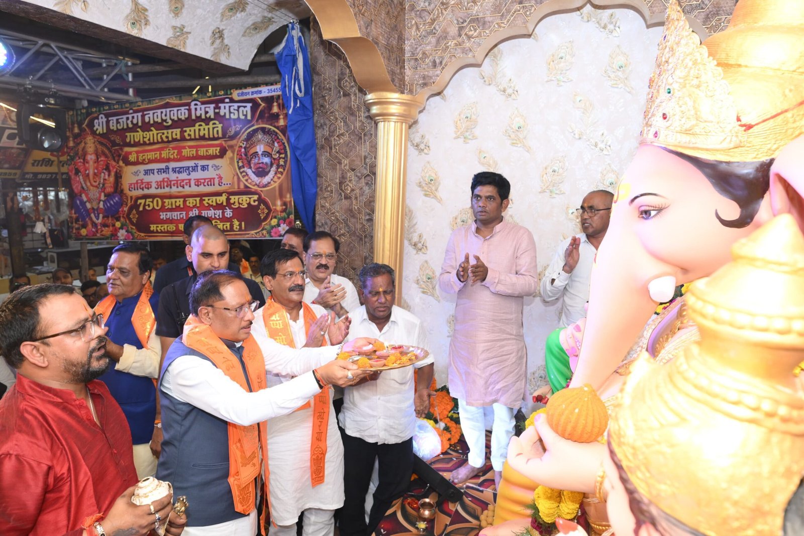 117 साल पुरानी गणेशोत्सव परंपरा में पहुंचे मुख्यमंत्री विष्णु देव साय, की पूजा-अर्चना