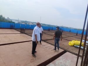 IMG-20260917-WA0009-300x225 रायपुर में मानसरोवर भवन के तृतीय तल पर अवैध निर्माण पर निगम की कार्रवाई   
