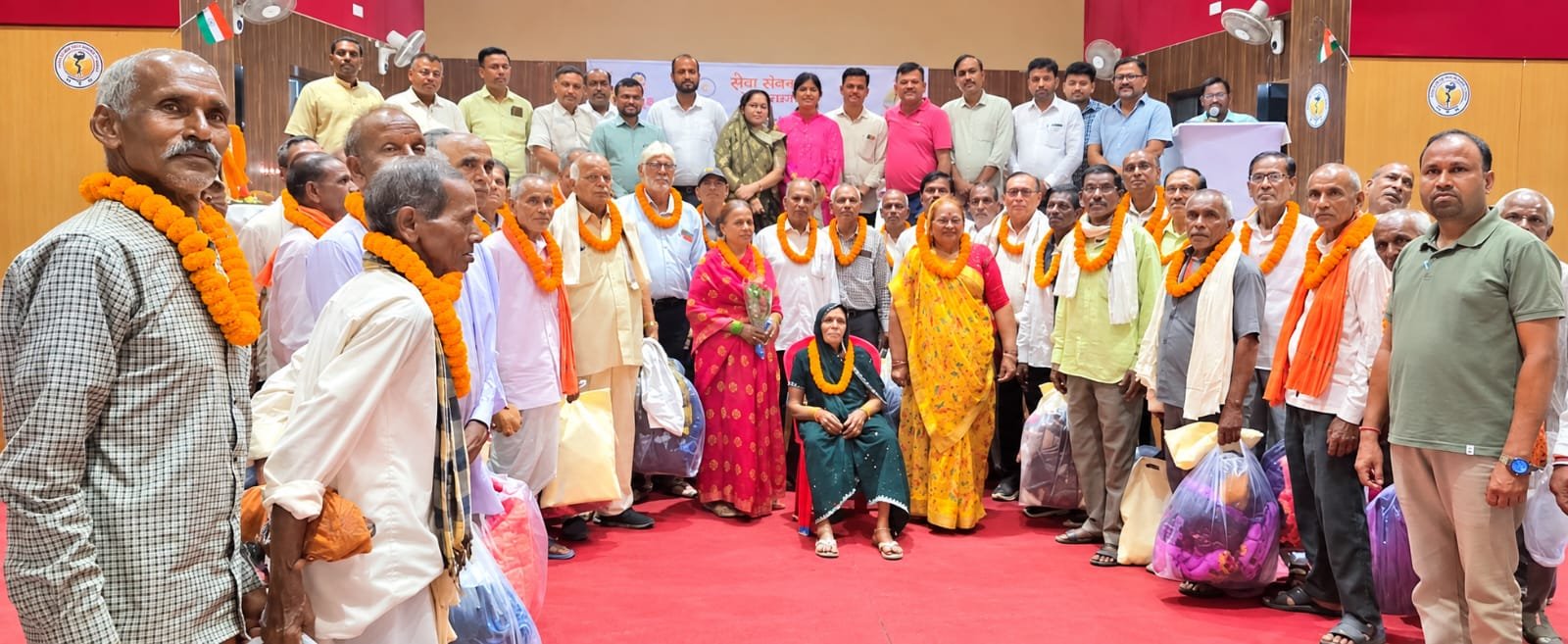 अंतर्राष्ट्रीय वृद्धजन दिवस पर गौरेला-पेंड्रा-मरवाही में वरिष्ठजनों का हुआ आत्मीय सम्मान