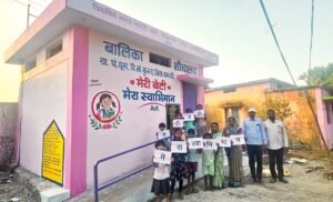 IMG-20261003-WA0008-1-300x182 गांधी जयंती पर धूमा में बेटियों को मिली स्वच्छता और सम्मान की सौगात