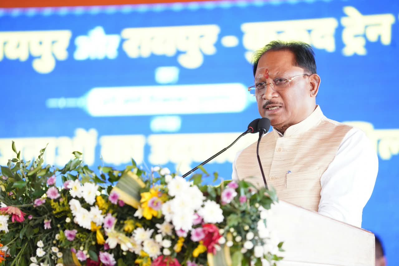 आजादी के बाद पहली बार रावघाट तक पहुंची रेल