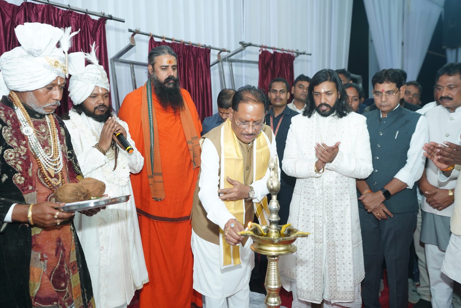 भण्डारपुरी धाम में मुख्यमंत्री साय की बड़ी घोषणाएं, 29 करोड़ के सड़क कार्यों का भूमिपूजन